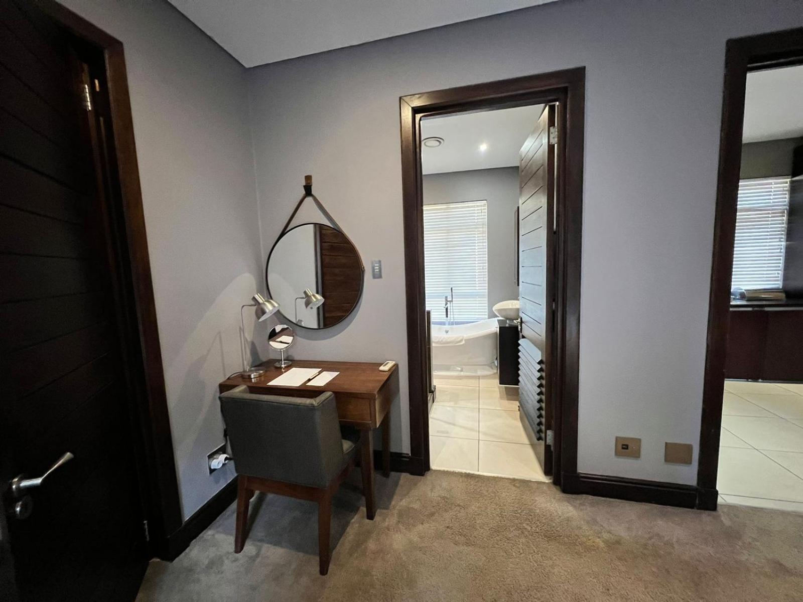 Tredenham Boutique Hotel Bloemfontein Exterior foto A room at the hotel